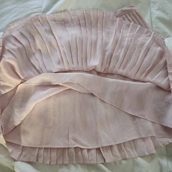 REFORMATION PINK LOVELL BLOSSOM CHERRY PLEATED MINI SKIRT Med NWT - Picture 9 of 11